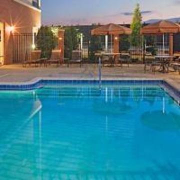 Hyatt Place Airport 4*